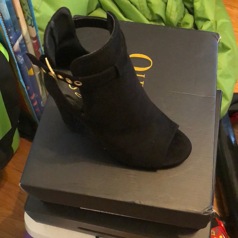 Women shoe